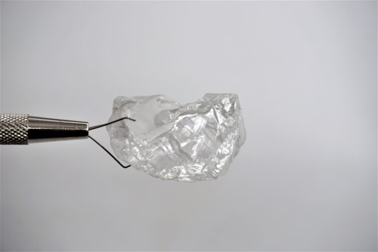 131-carat diamond discovered in Lulo