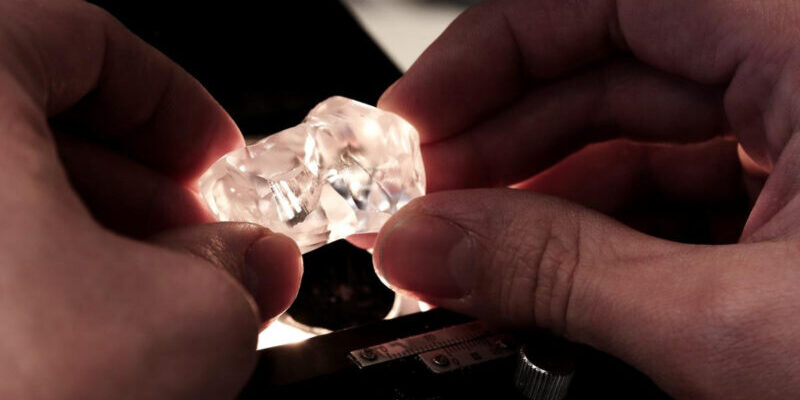 Global diamond industry recovers amid uncertainties