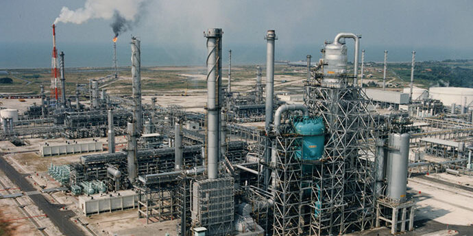 Iraq Seeks Investors for Massive Refinery Project