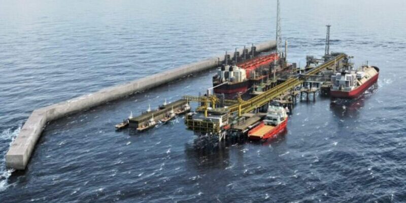 Gimi FLNG Vessel to Arrive in Senegal this Week