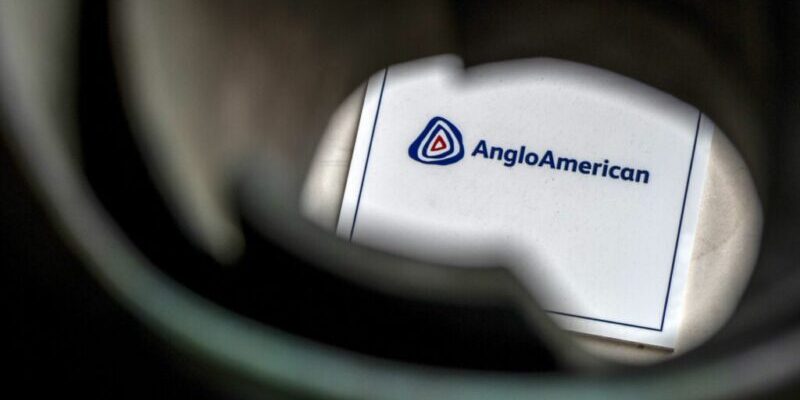 Anglo American Considers IPO for De Beers, Eyes London Listing