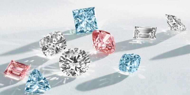 De Beers Halts Lab-Grown Diamond Production to Focus on Natural Gems