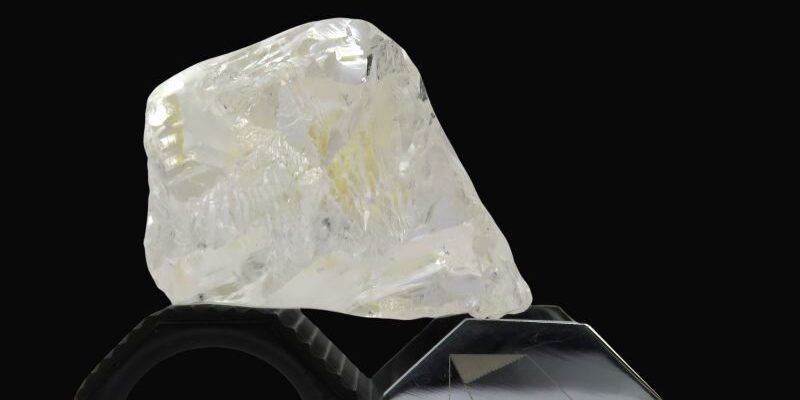 Lucapa Diamond Recovers 176 Carat Diamond at Lulo Mine