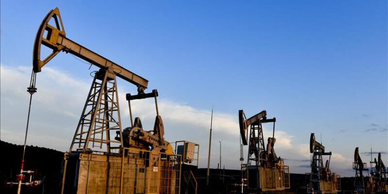 Brent Crude Prices Climb Amid Strong US Economic Growth