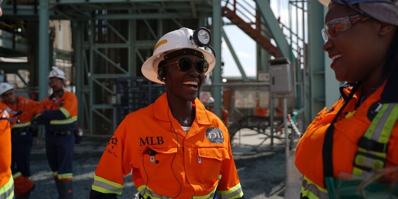 Lupita Nyong’o Visits De Beers’ Venetia Diamond Mine to Promote Sustainable Development