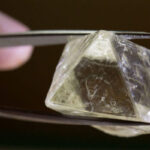 De Beers’ Secret Discounts Fuel Discontent Amid Diamond Market Turmoil