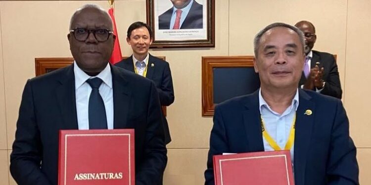 Sonangol Partners with Qinghai Lihao Clean Energy for Solar Panel Production in Angola