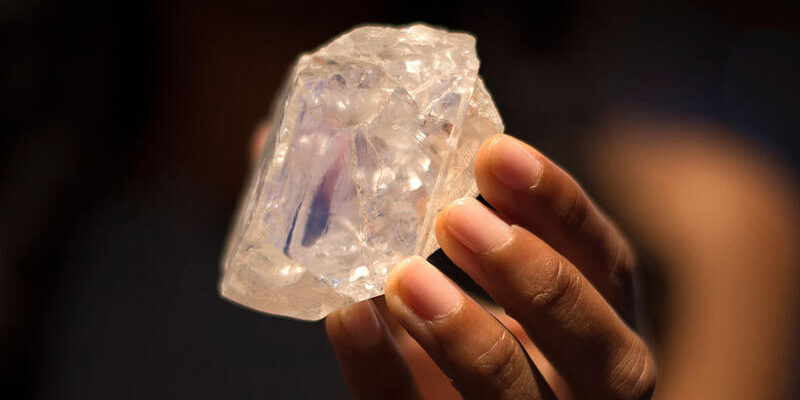 DRC Restores Market Freedom to Revive Troubled Diamond Miner Sacim