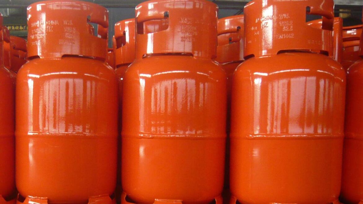 Aliko Dangote Plans to Reduce Cooking Gas Prices in Nigeria by Bypassing Distributors