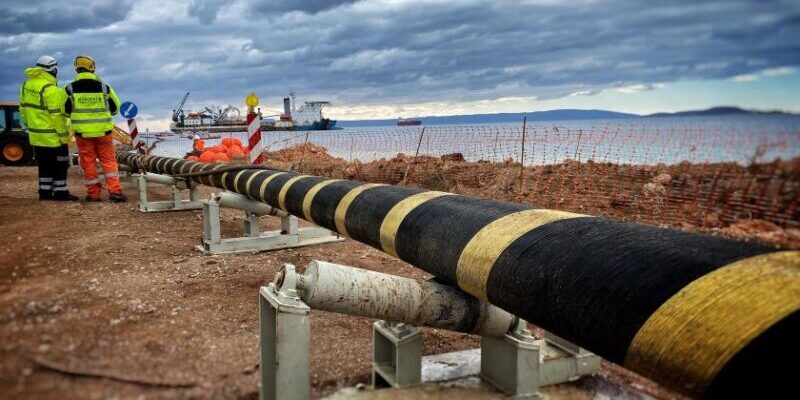 Angola Installs First Submarine Power Cable to Boost Electricity Supply in Mussulo