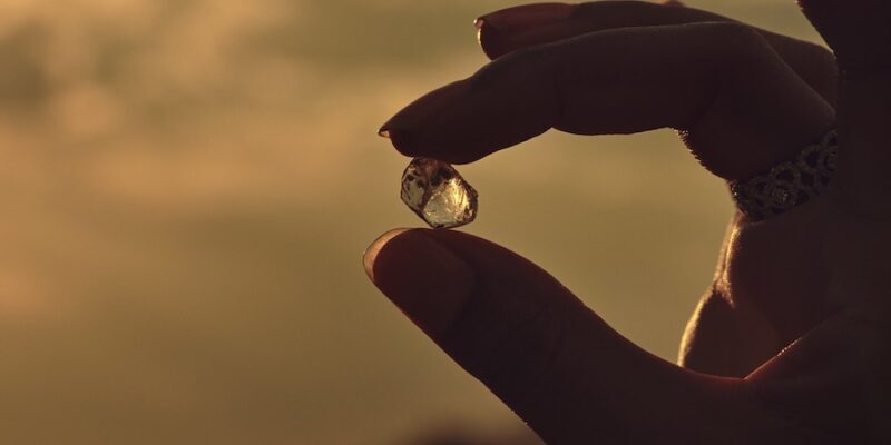 Botswana and Angola Explore Joint Bid for De Beers Amid Diamond Industry Shake-Up