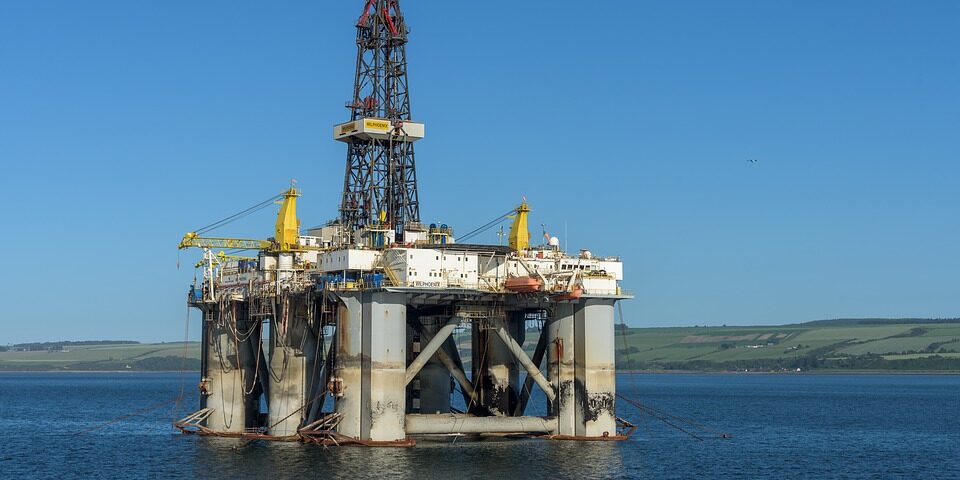 Angola Moves to Strengthen Offshore Oil and Gas Support with PAENAL Stake Sale