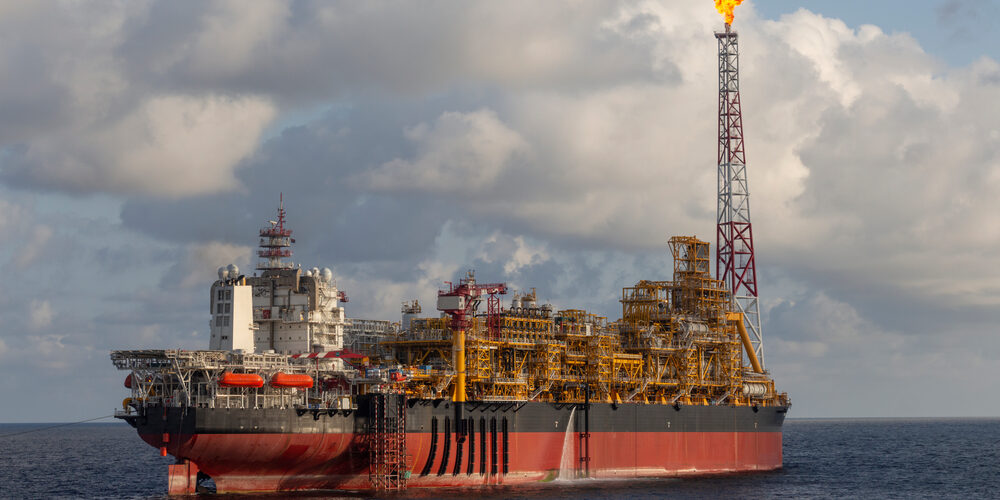 Angola Announces 500 Million-Barrel Oil Discovery at Algaita-01 in Block 15/06