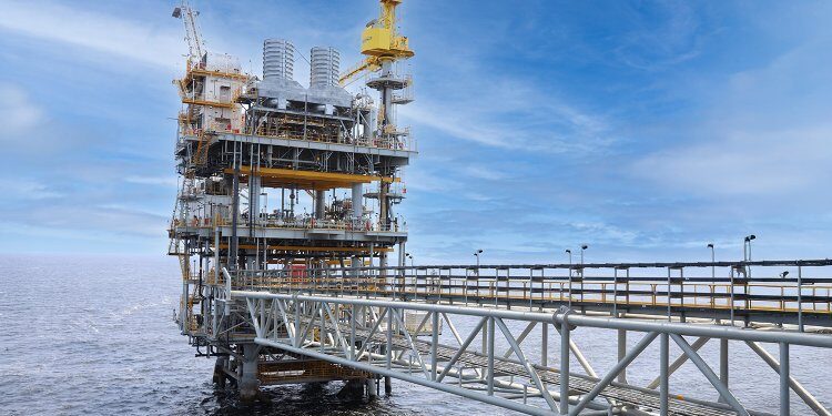 Angola’s Crude Oil Output Slips Below Target in December 2025