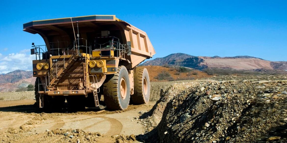 Angola Tightens Mining Regulation in Huíla Amid Push for Digital Reform and Investment Protection