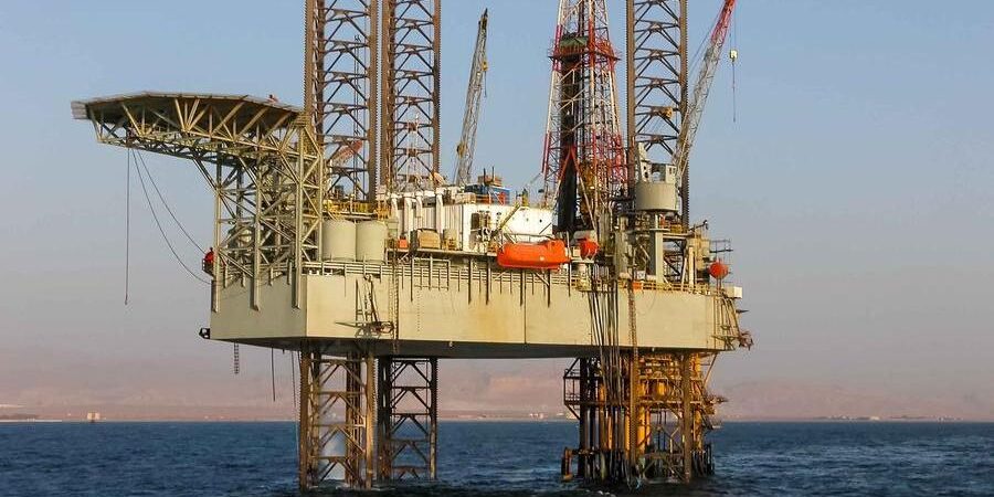 Egypt Announces Significant Oil and Gas Discovery in Western Desert After 15 Years