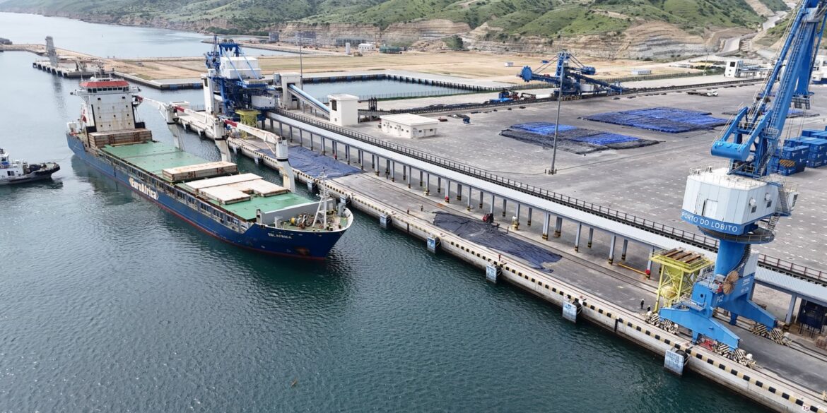 Lobito Atlantic Railway Expands Mineral Logistics with Major Manganese Shipment
