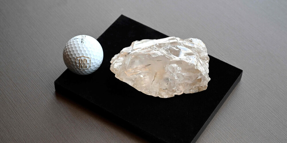 Botswana’s 2,488-Carat Motswedi Diamond Finds Buyer After Two Decades