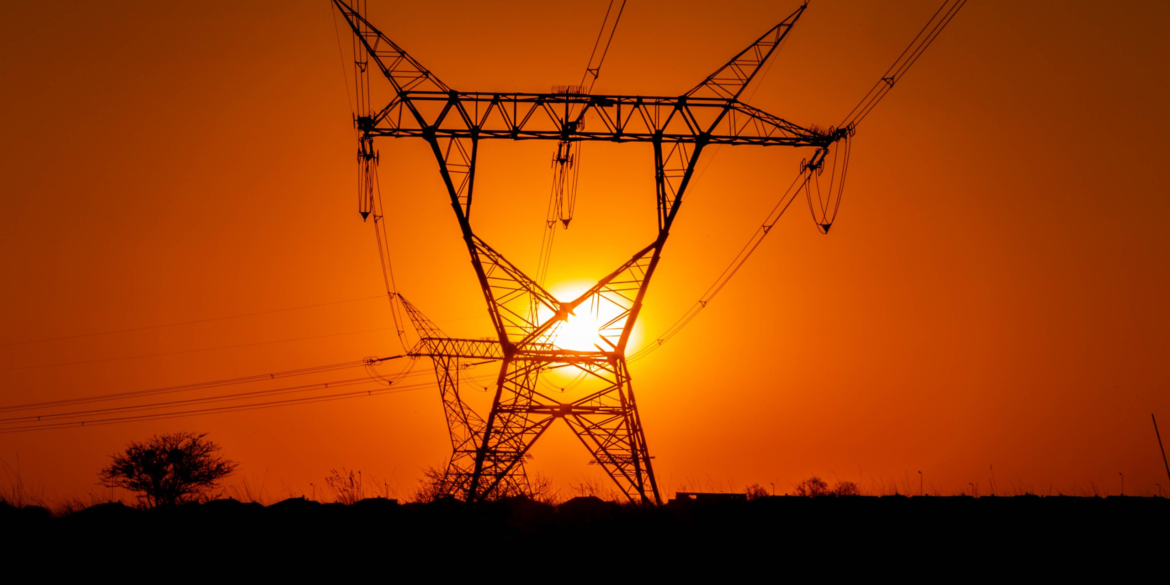 Angola Accelerates Electrification as Half of Population Remains Without Power